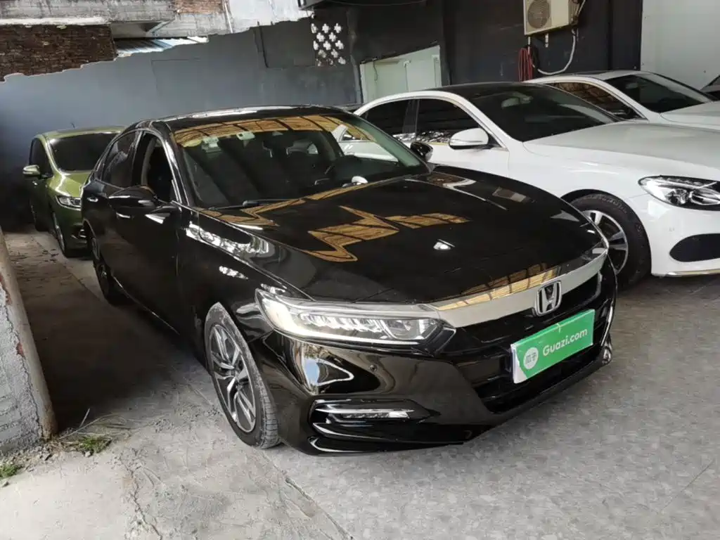 Honda Accord — фото 4