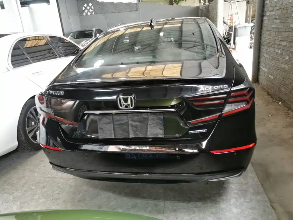 Honda Accord — фото 6