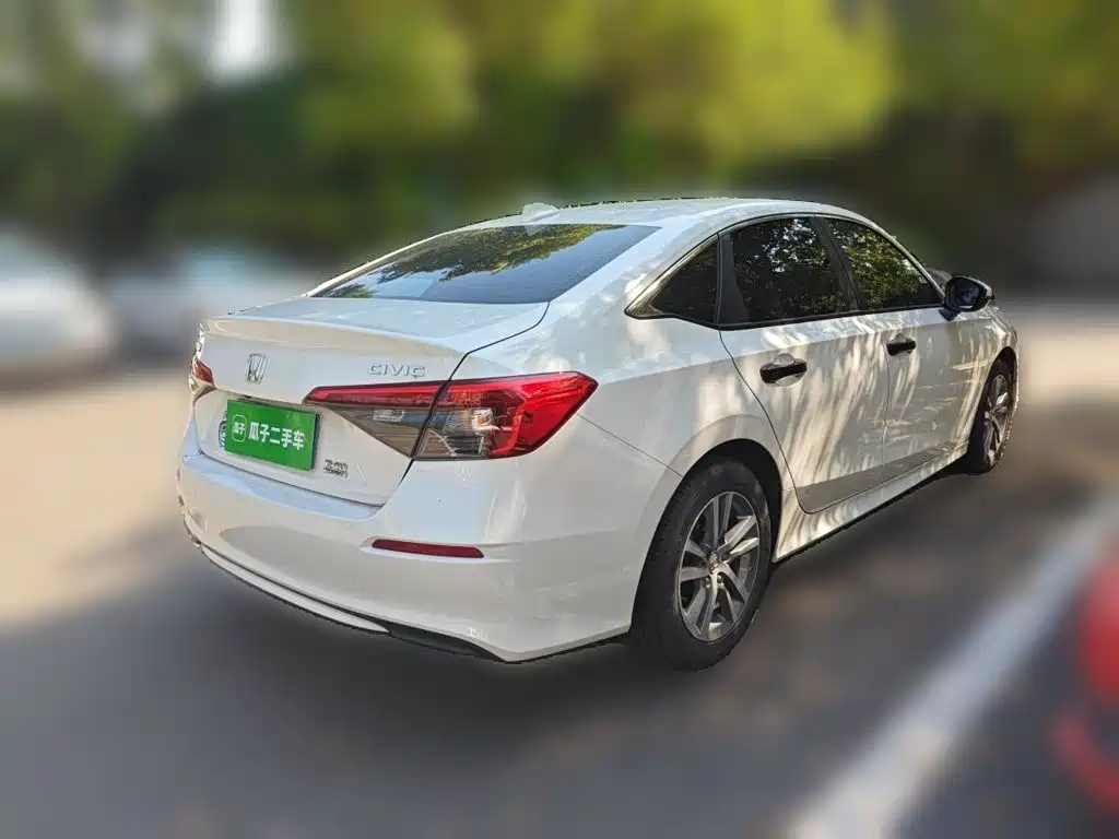 Honda Civic — фото 4