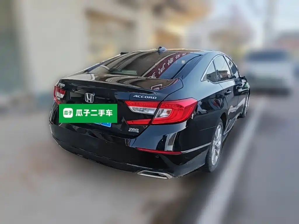 Honda Accord — фото 6