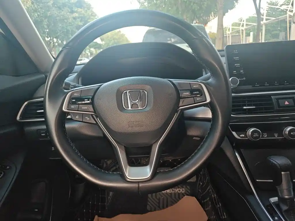 Honda Inspire — фото 3