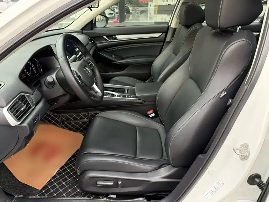 Honda Inspire — фото 21