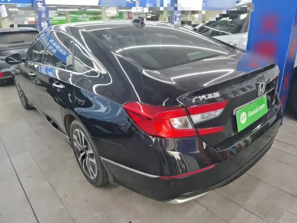 Honda Accord — фото 5