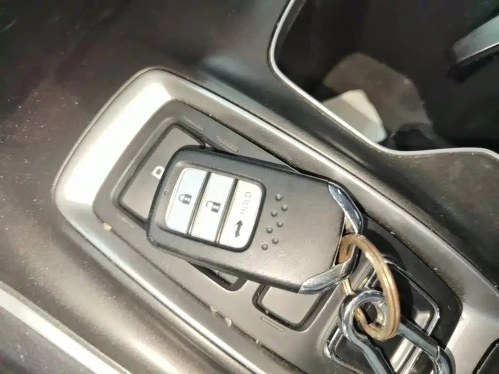 Honda Accord — фото 9