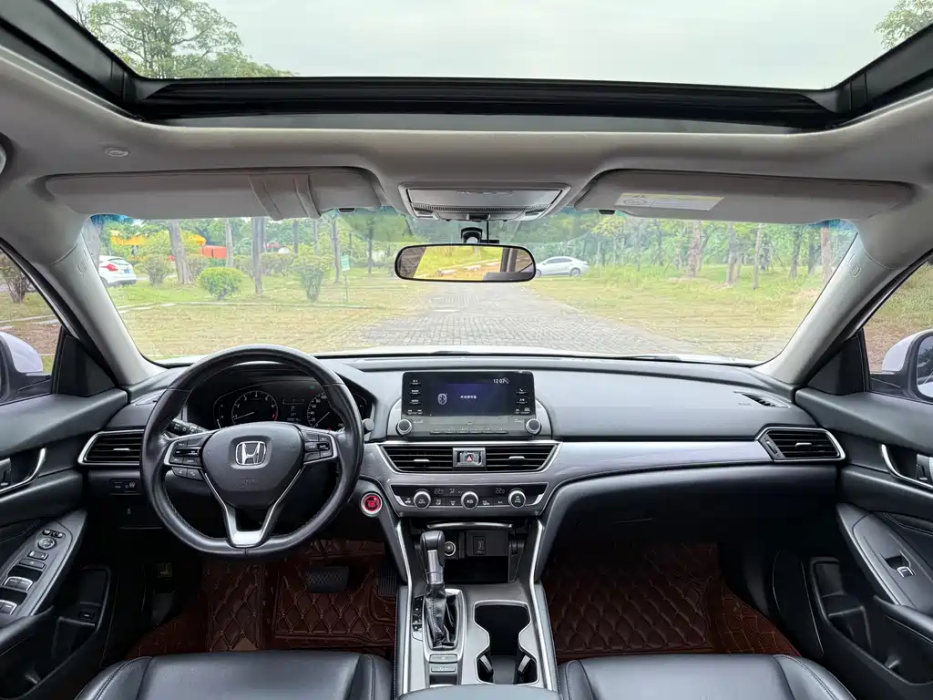 Honda Accord — фото 5