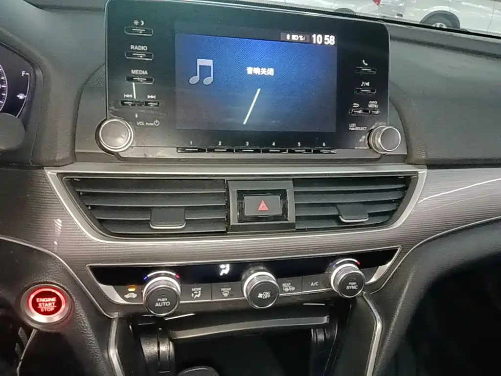 Honda Accord — фото 13