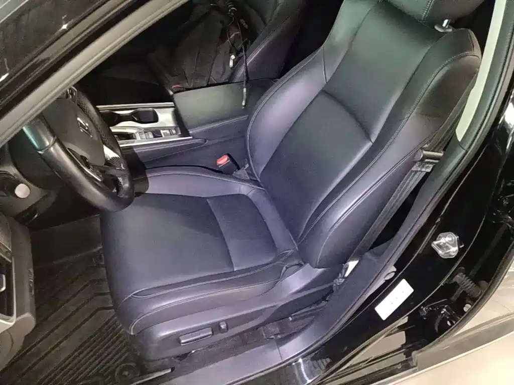 Honda Accord — фото 15