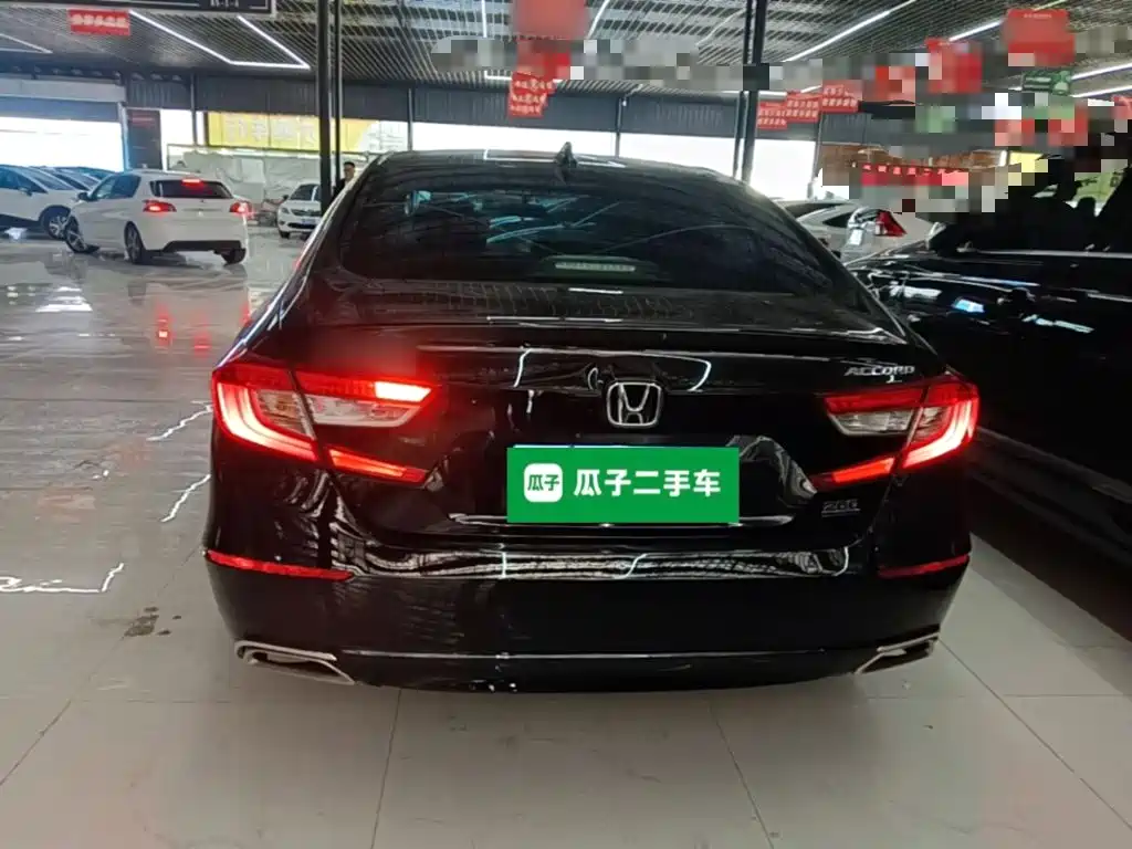 Honda Accord — фото 6