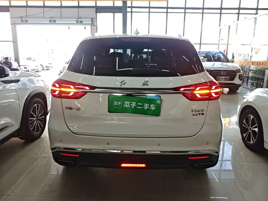Hongqi Hongqi HS5 — фото 6