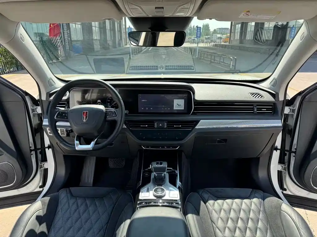 Hongqi Hongqi HS5 — фото 10