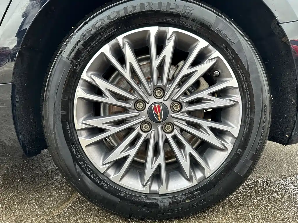 Hongqi Hongqi H5 — фото 18