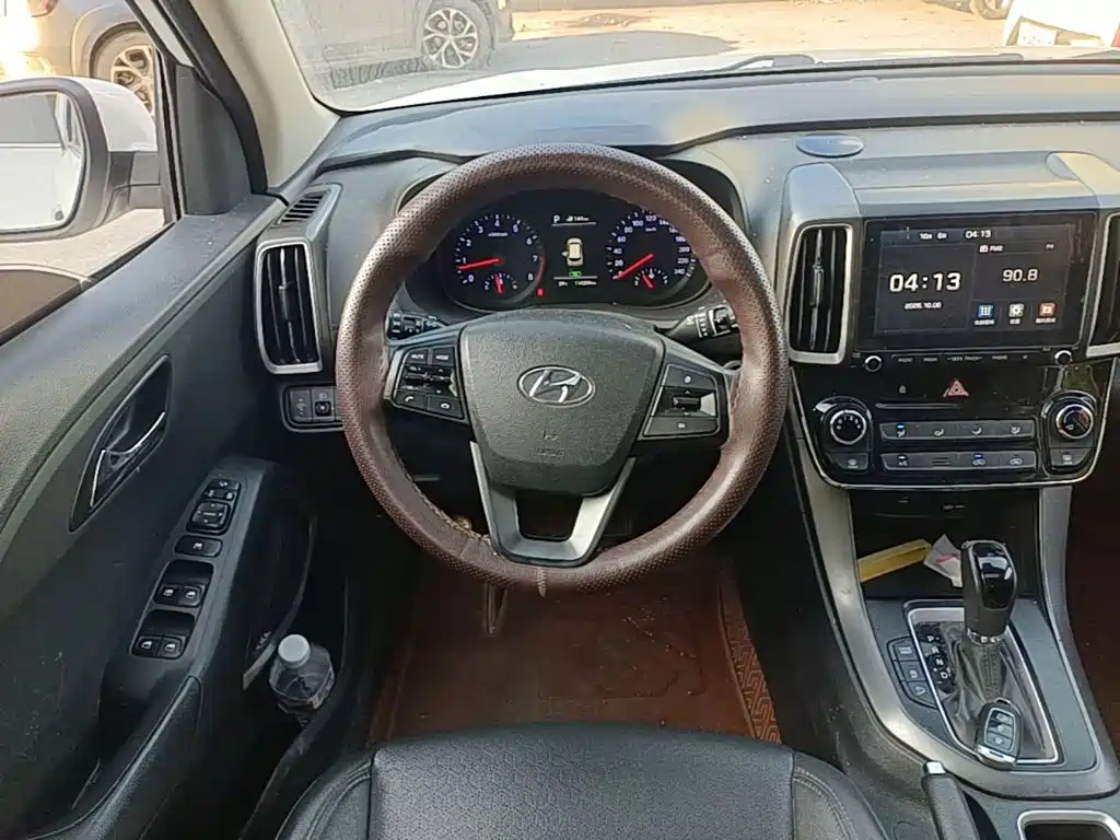 Hyundai ix35 — фото 15