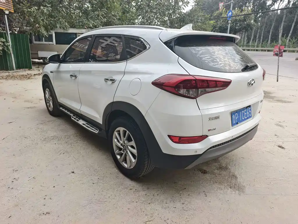 Hyundai Tucson — фото 4