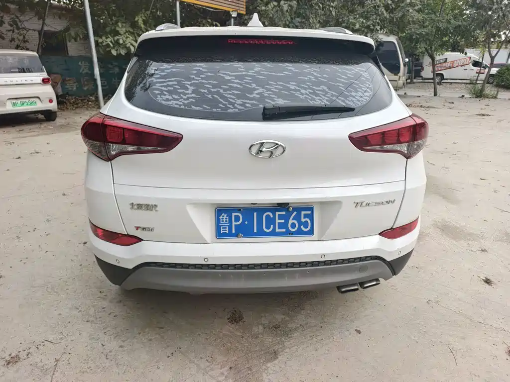 Hyundai Tucson — фото 5