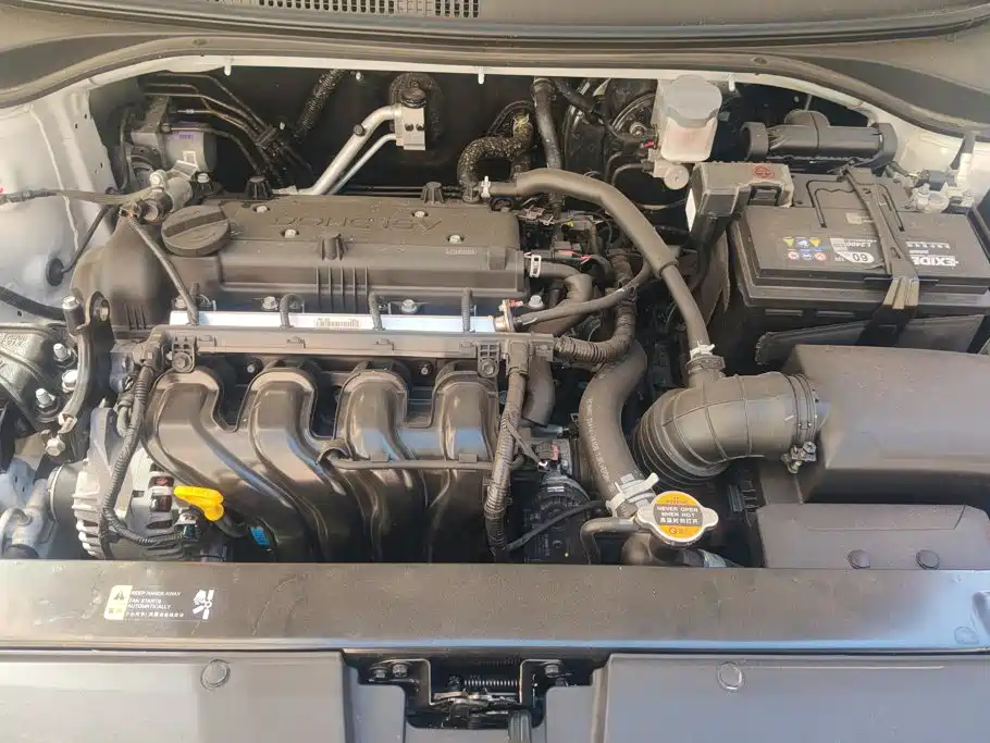 Hyundai Elantra — фото 10