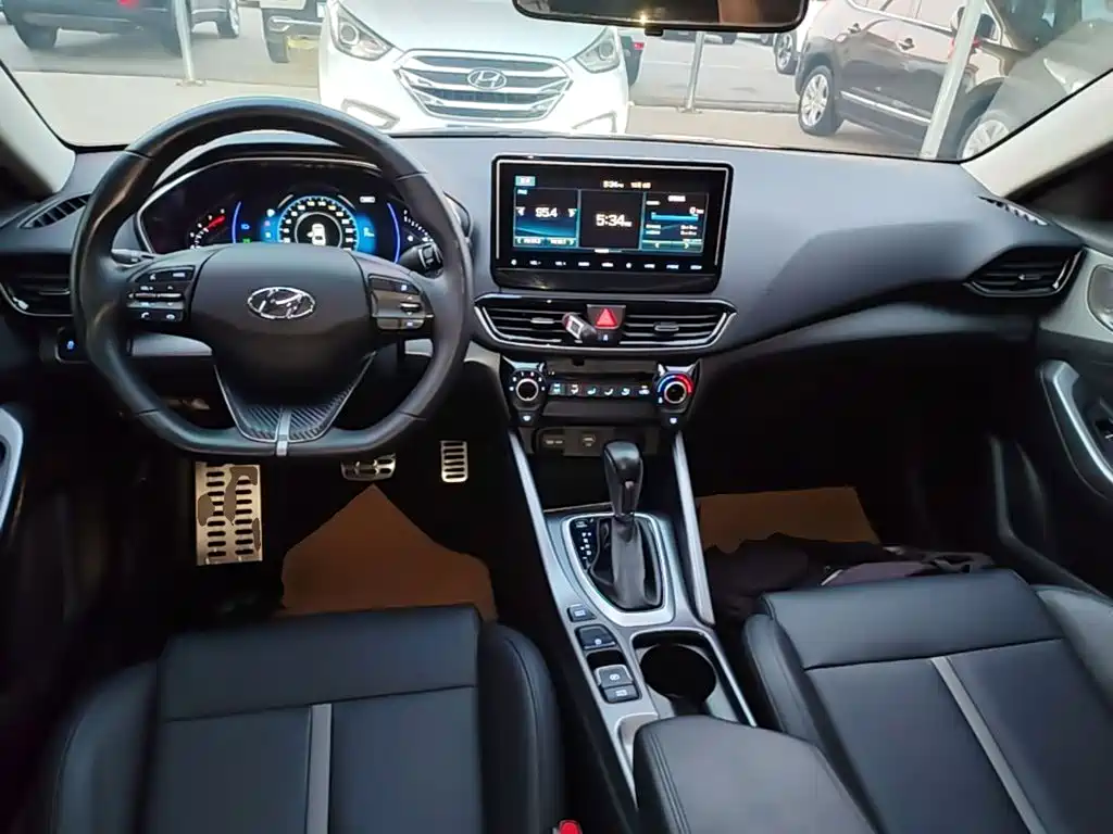 Hyundai Fista — фото 10