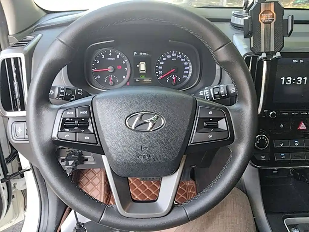 Hyundai ix35 — фото 11