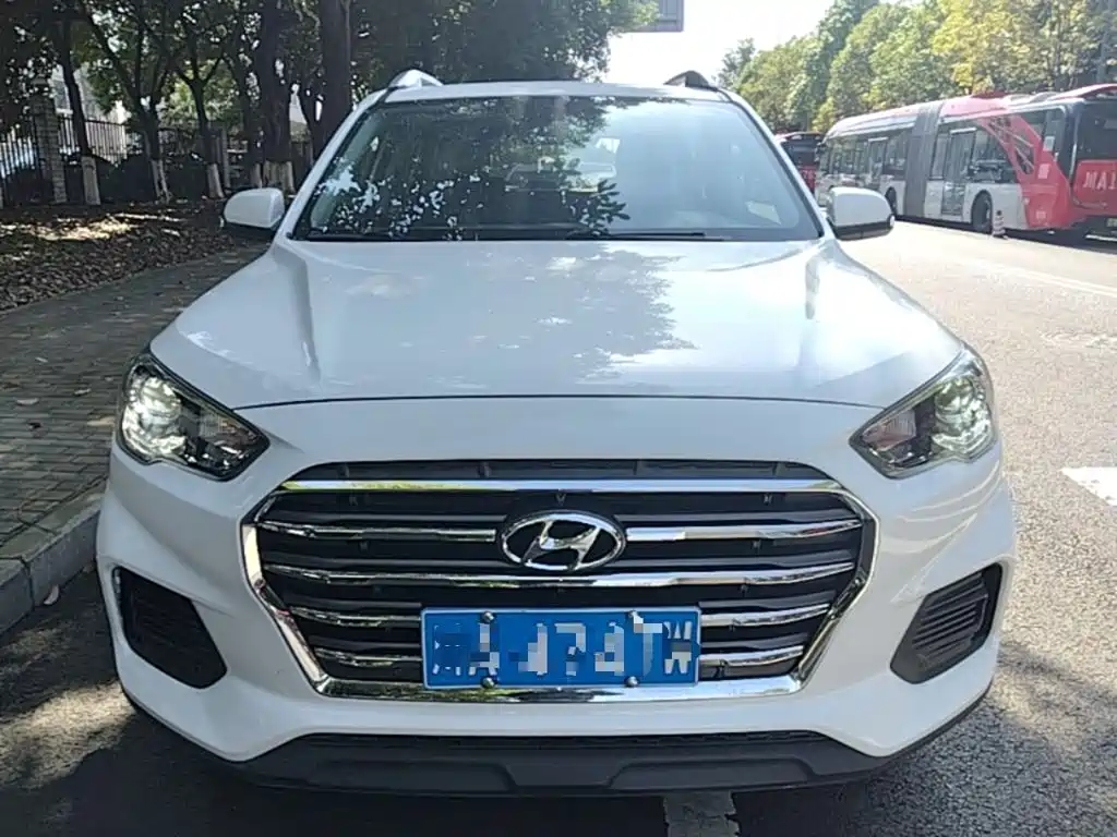 Hyundai ix35 — фото 23