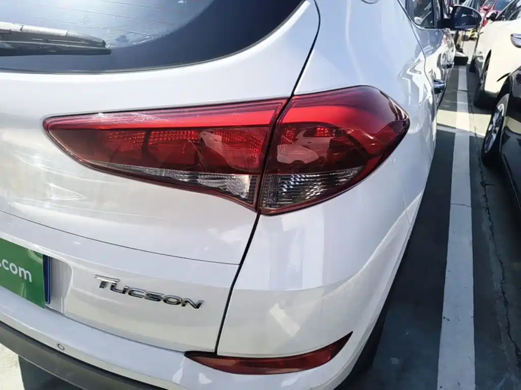 Hyundai Tucson — фото 8