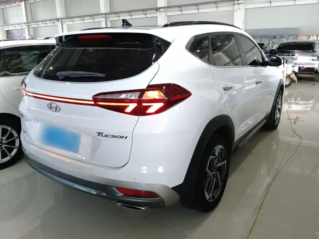 Hyundai Tucson — фото 7