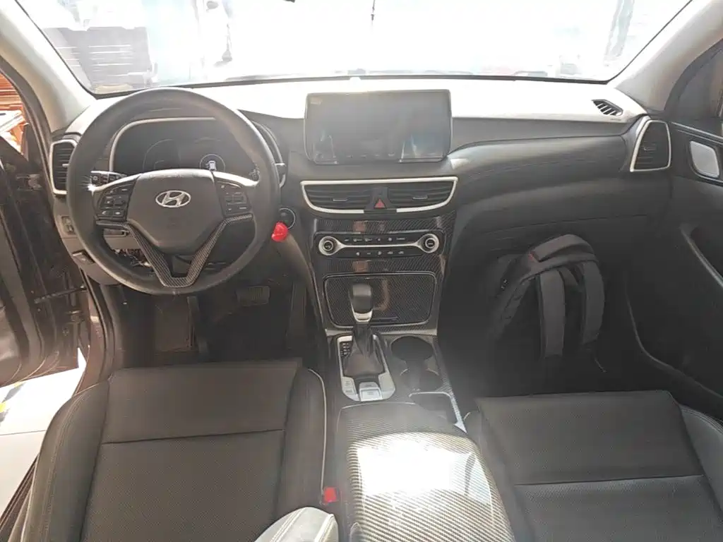 Hyundai Tucson — фото 10