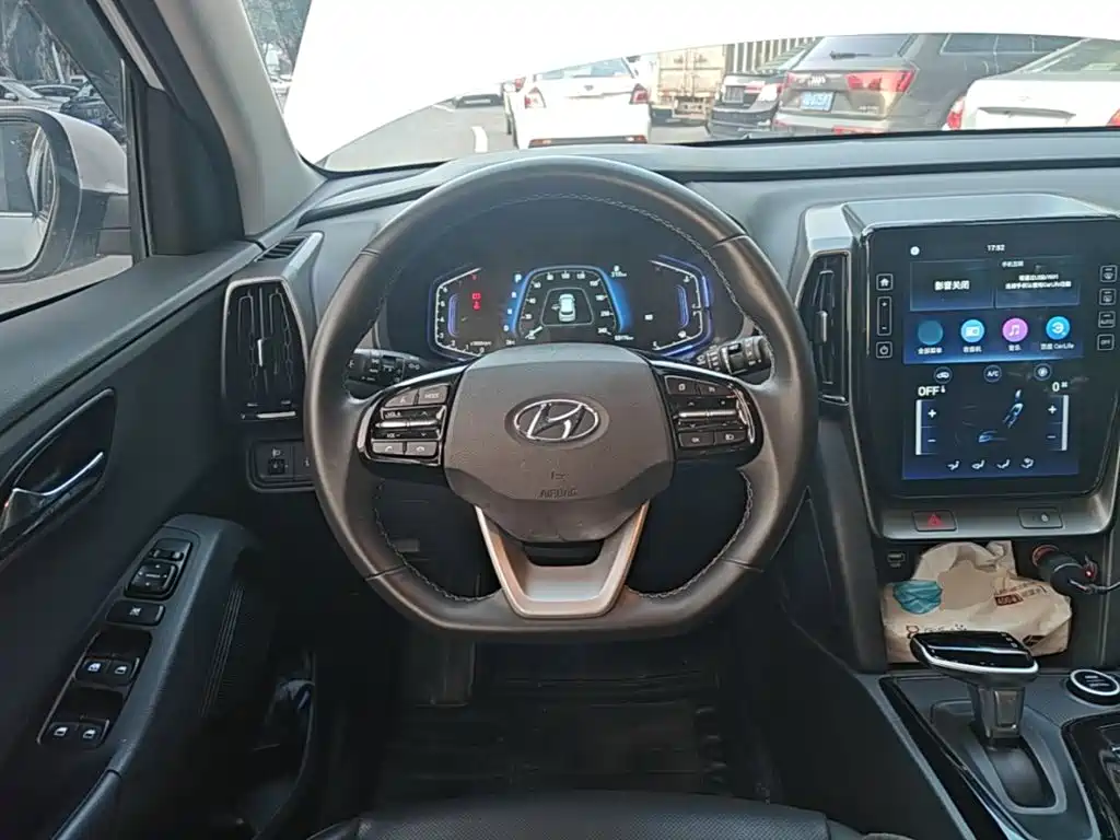 Hyundai ix35 — фото 11