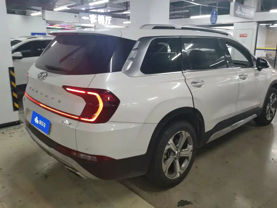Hyundai Santa Fe — фото 3