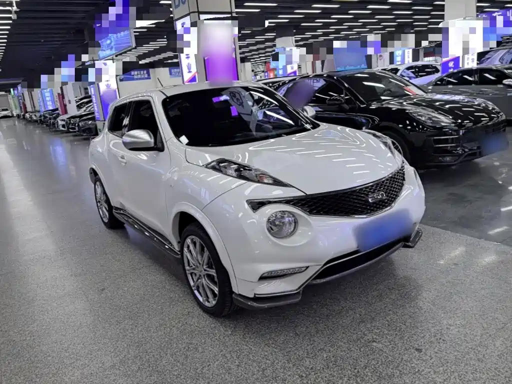 Infiniti ESQ — фото 4