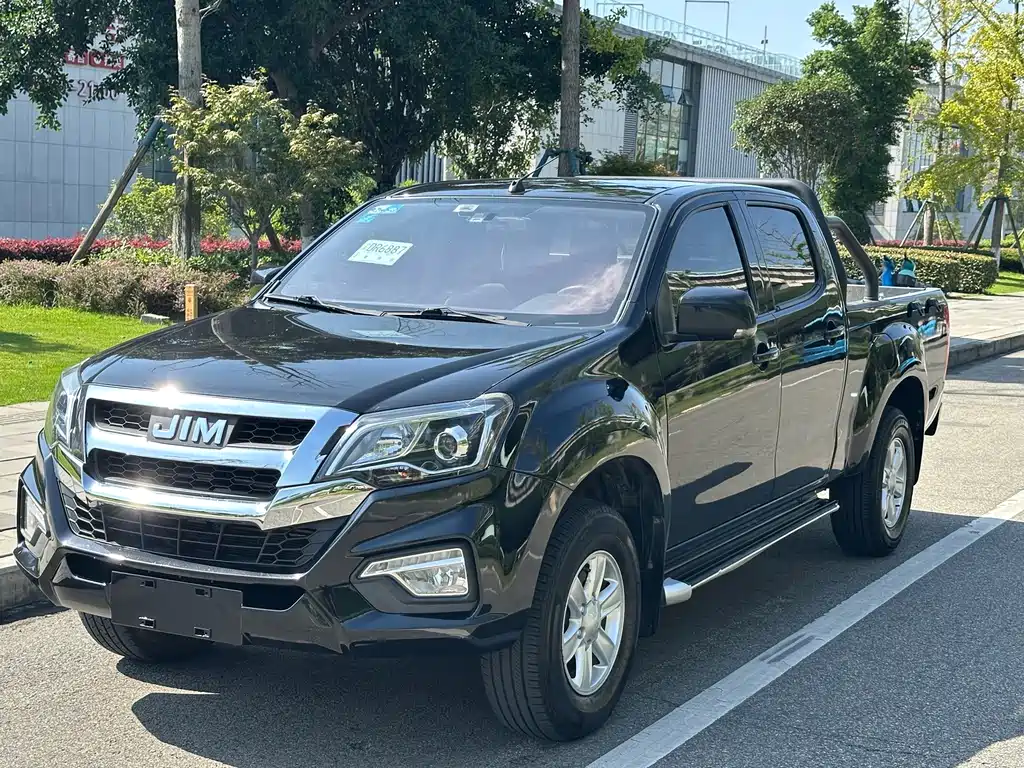 Isuzu RE-MAX Ruimai