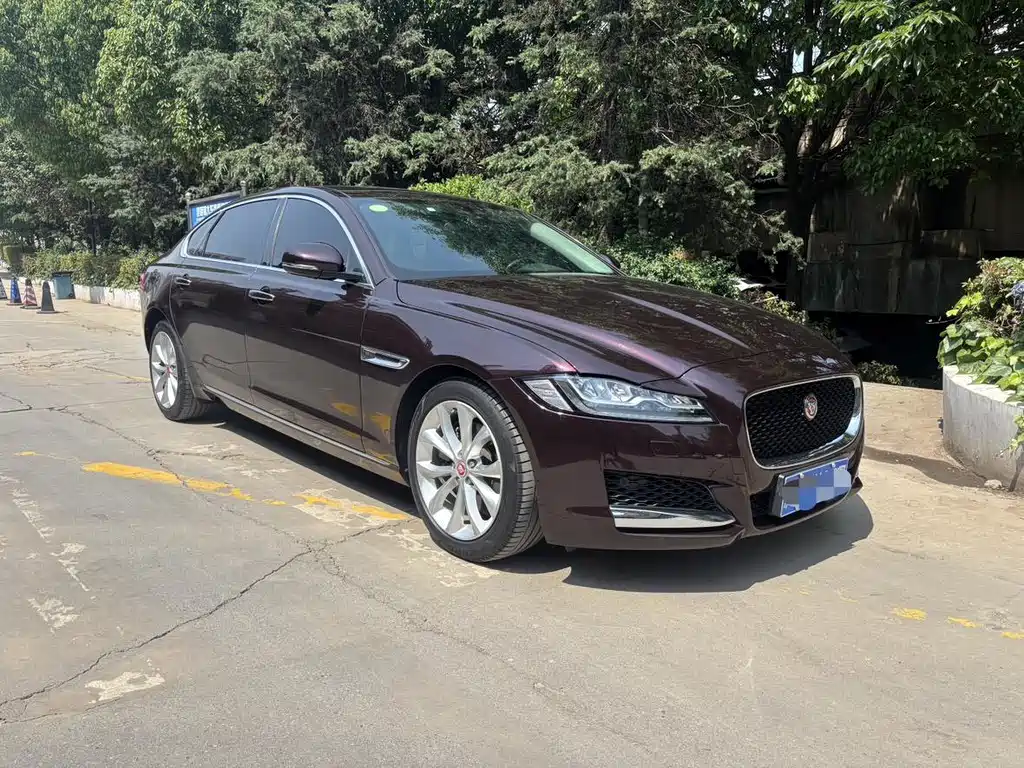 Jaguar XFL — фото 2