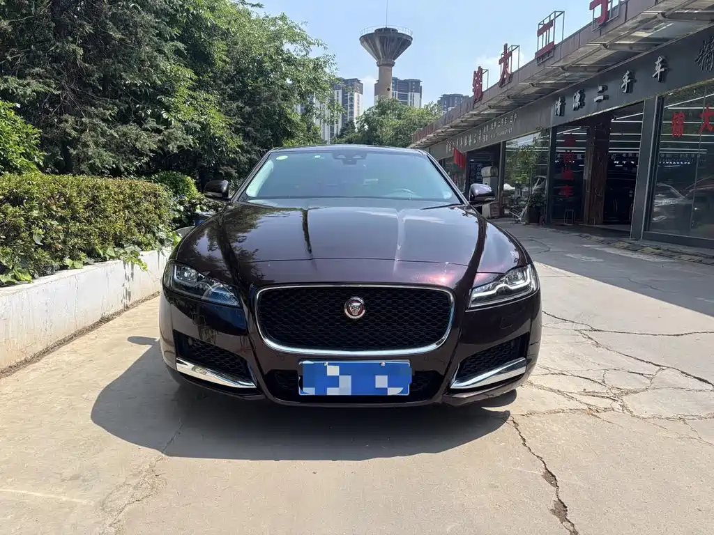 Jaguar XFL — фото 3