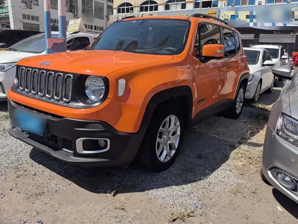Jeep Renegade — фото 2