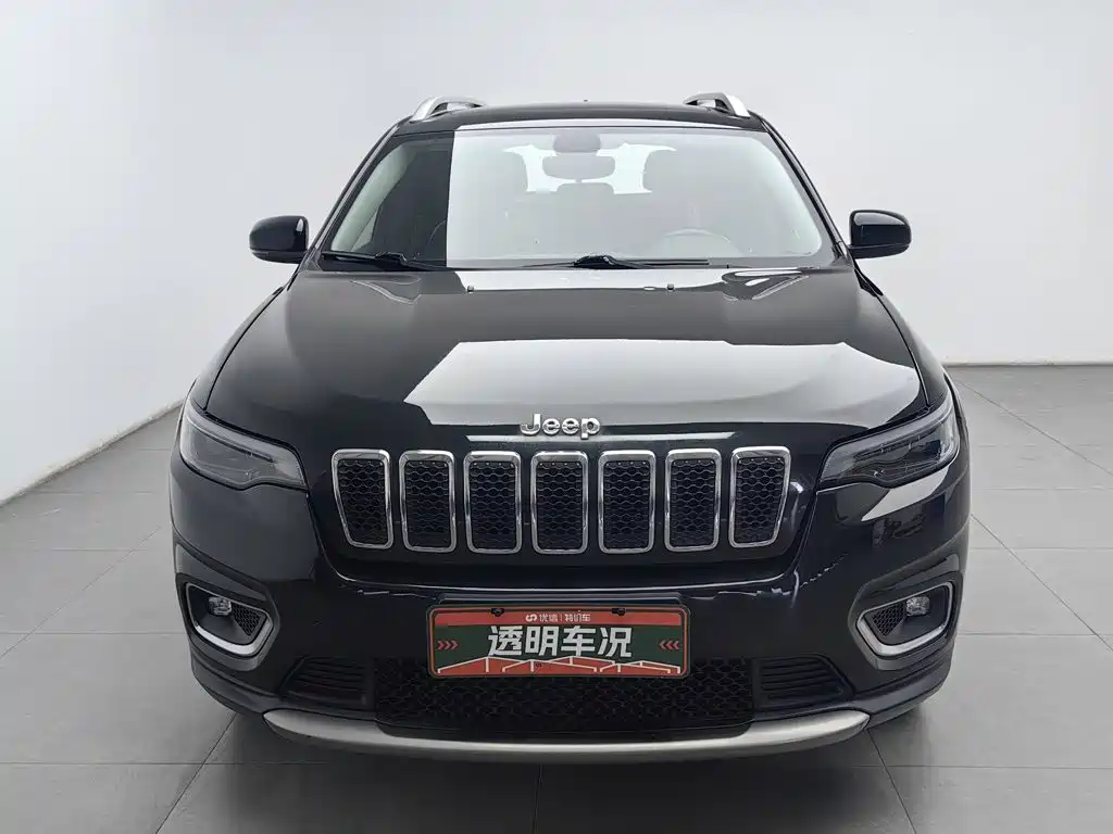 Jeep Cherokee — фото 3