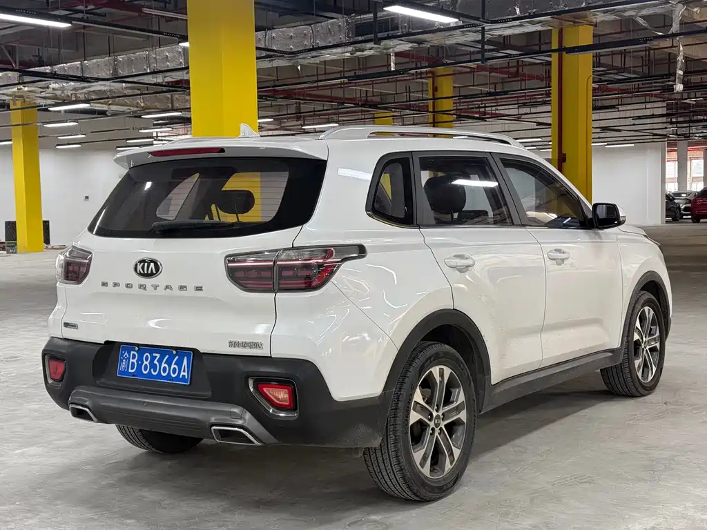 Kia Sportage — фото 4
