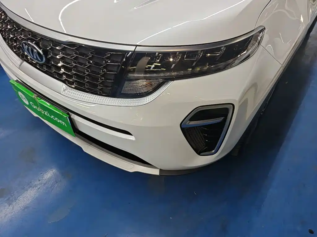 Kia KX5 — фото 24