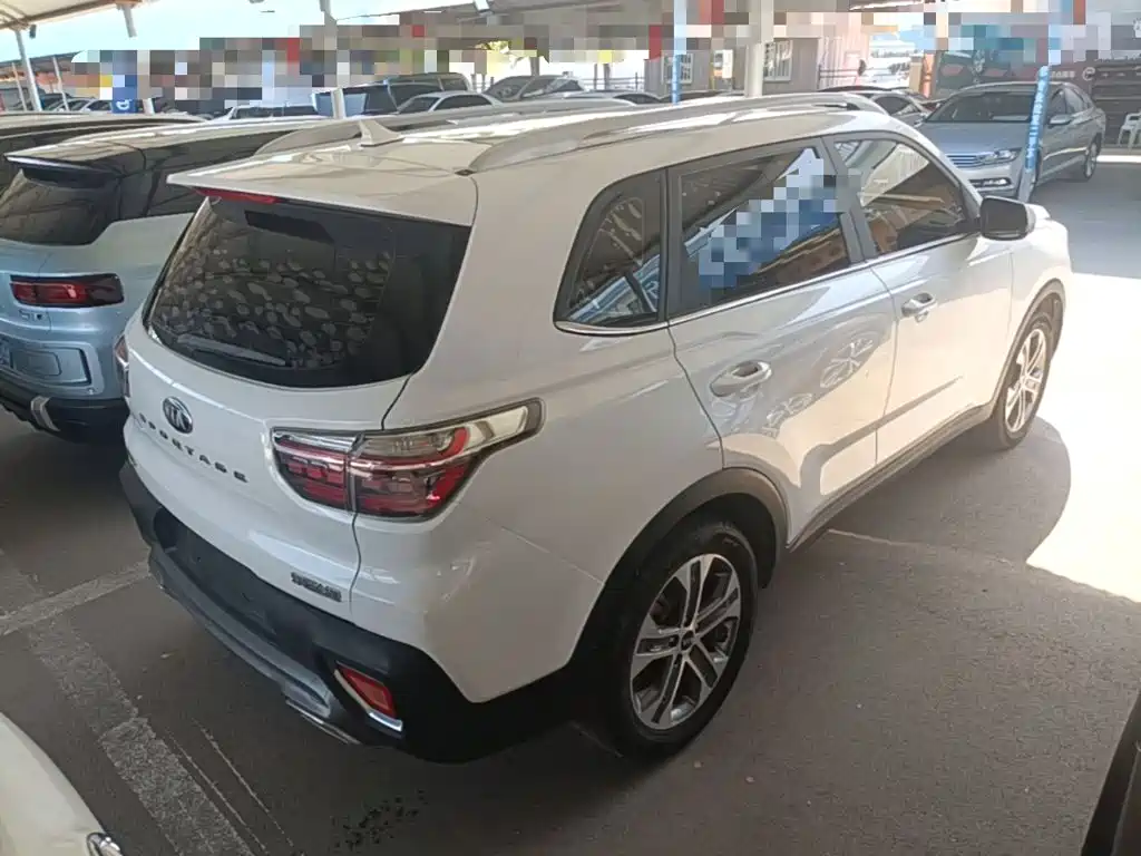 Kia Sportage — фото 7