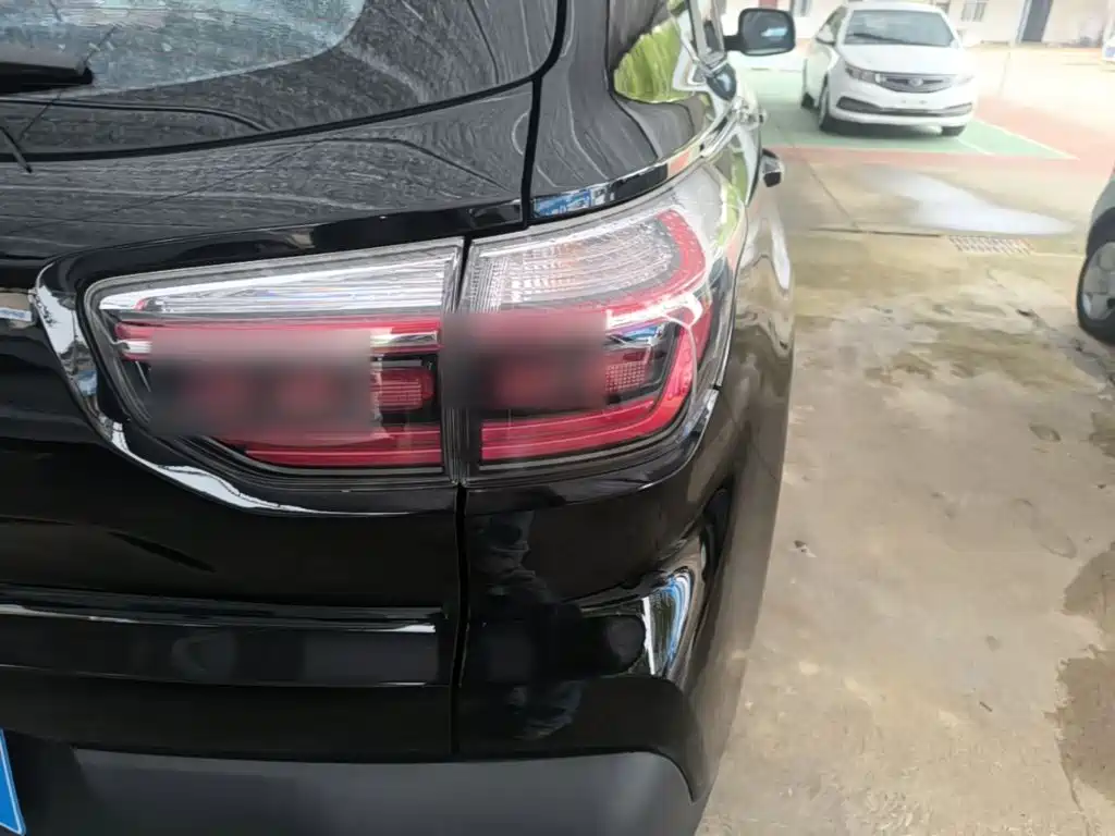 Kia Sportage — фото 8