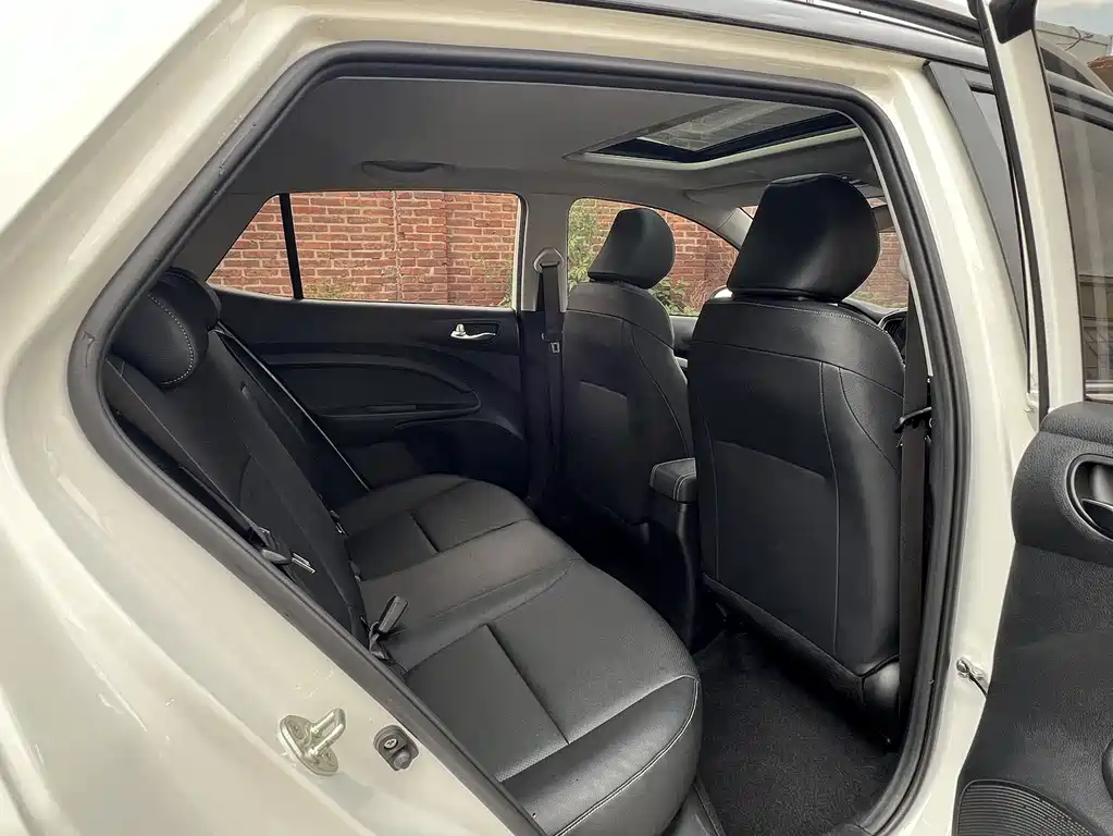Kia KX1 — фото 10
