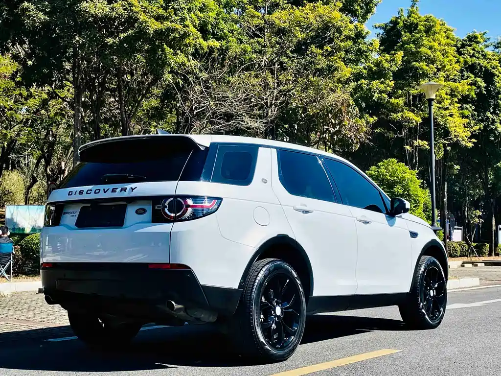 Land Rover Discovery Sport — фото 6