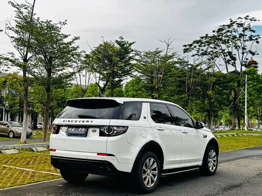 Land Rover Discovery Sport — фото 6