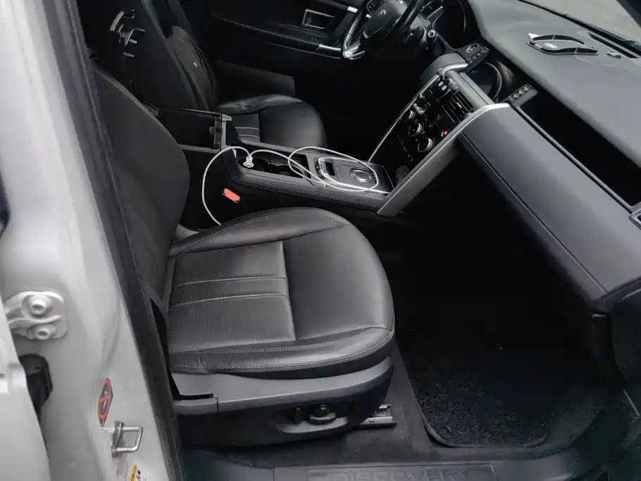 Land Rover Discovery Sport — фото 8