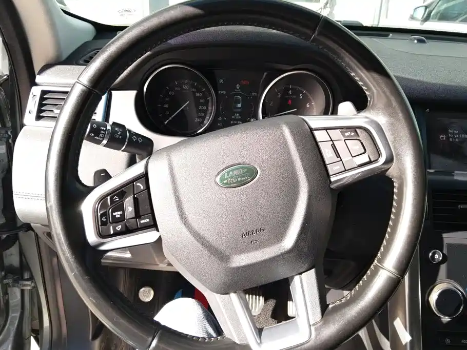 Land Rover Discovery Sport — фото 13