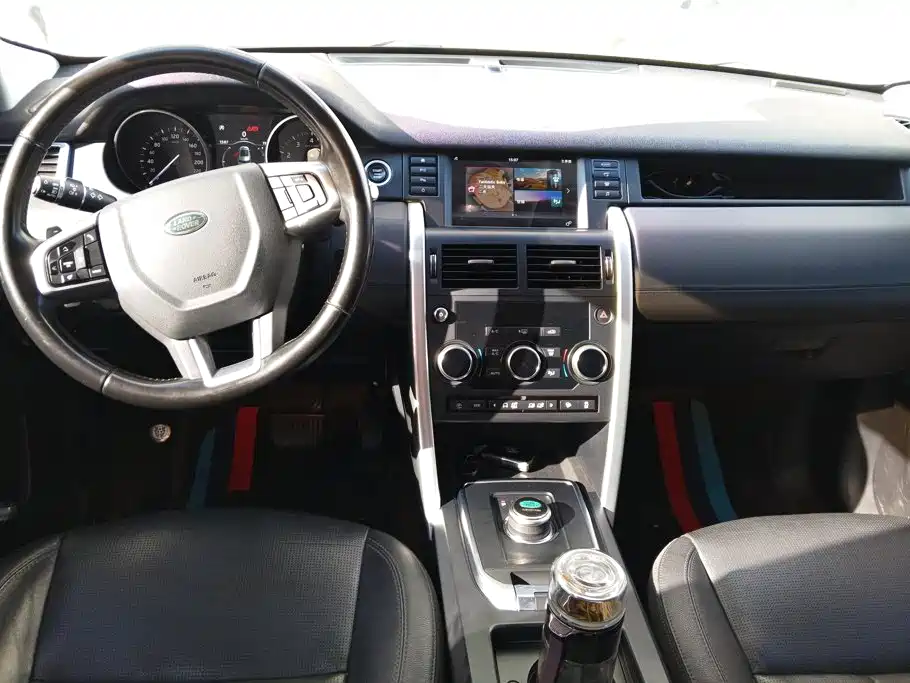 Land Rover Discovery Sport — фото 10