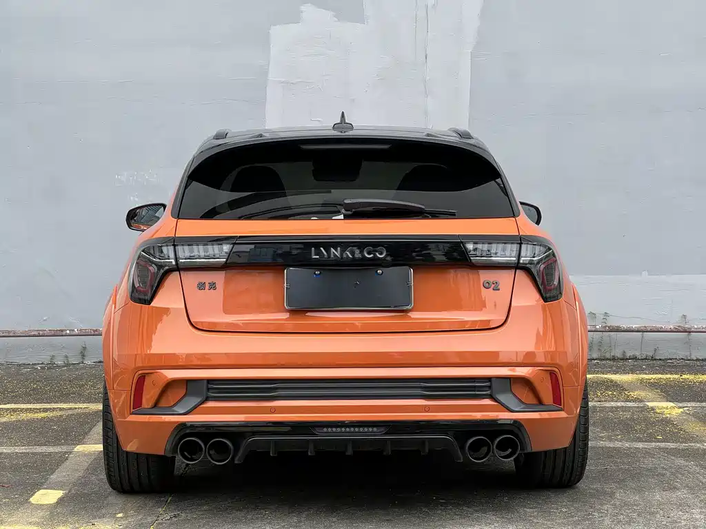 Lynk & Co 02 Hatchback — фото 5