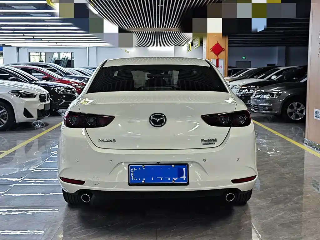 Mazda 3 Axela — фото 7