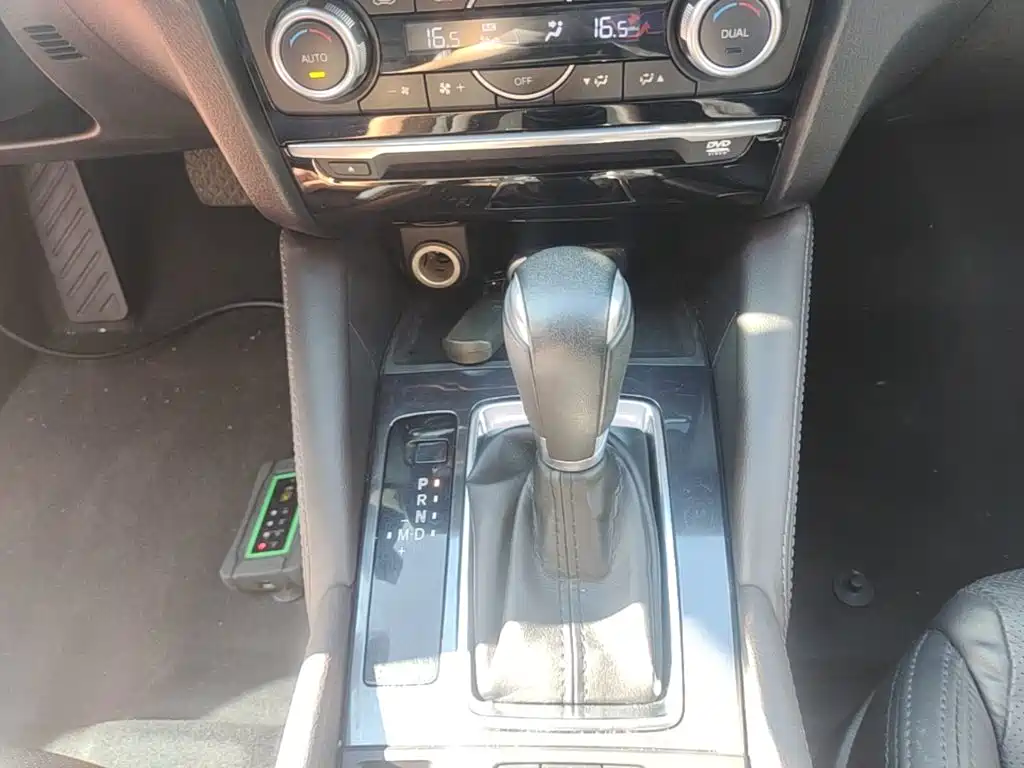 Mazda Atenza — фото 14