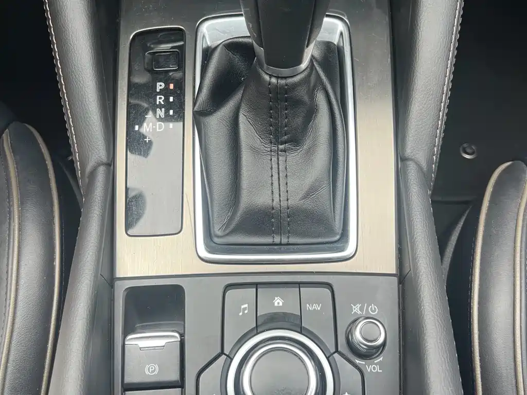 Mazda Atenza — фото 18