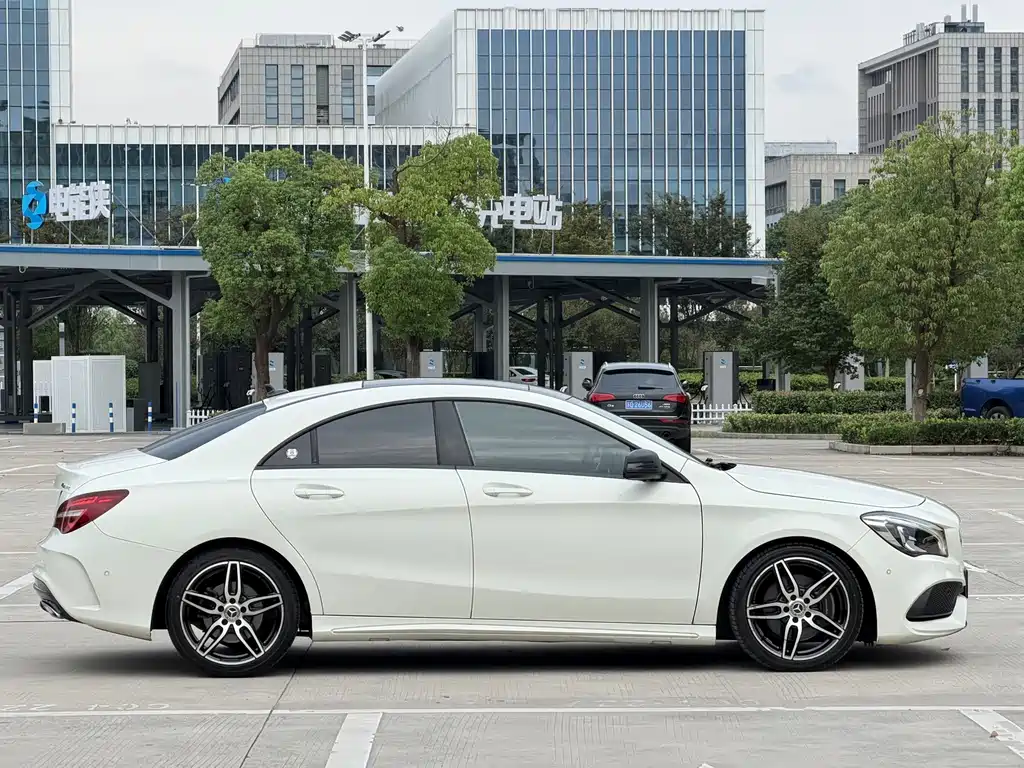 Mercedes-Benz CLA (Import) — фото 8
