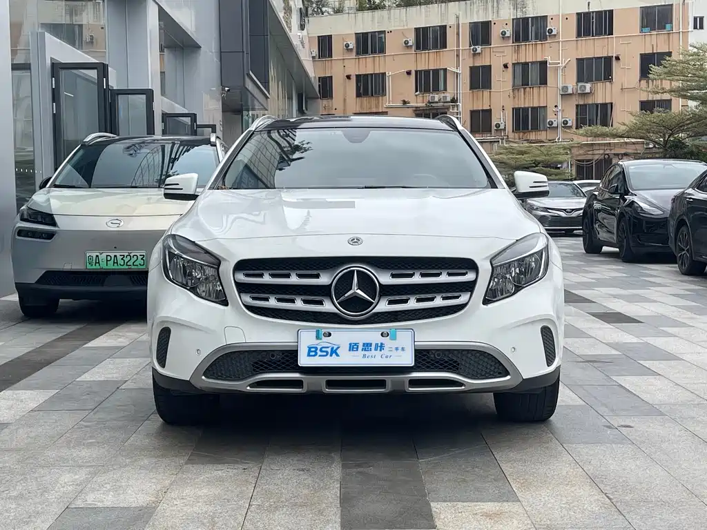 Mercedes-Benz GLA — фото 2
