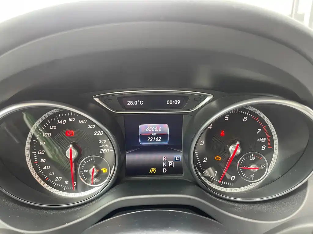 Mercedes-Benz GLA — фото 14